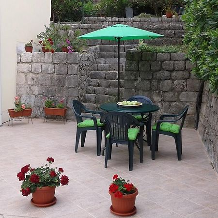 Apartment Adela Котор Экстерьер фото