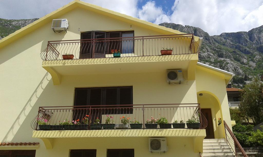 Apartment Adela Котор Экстерьер фото