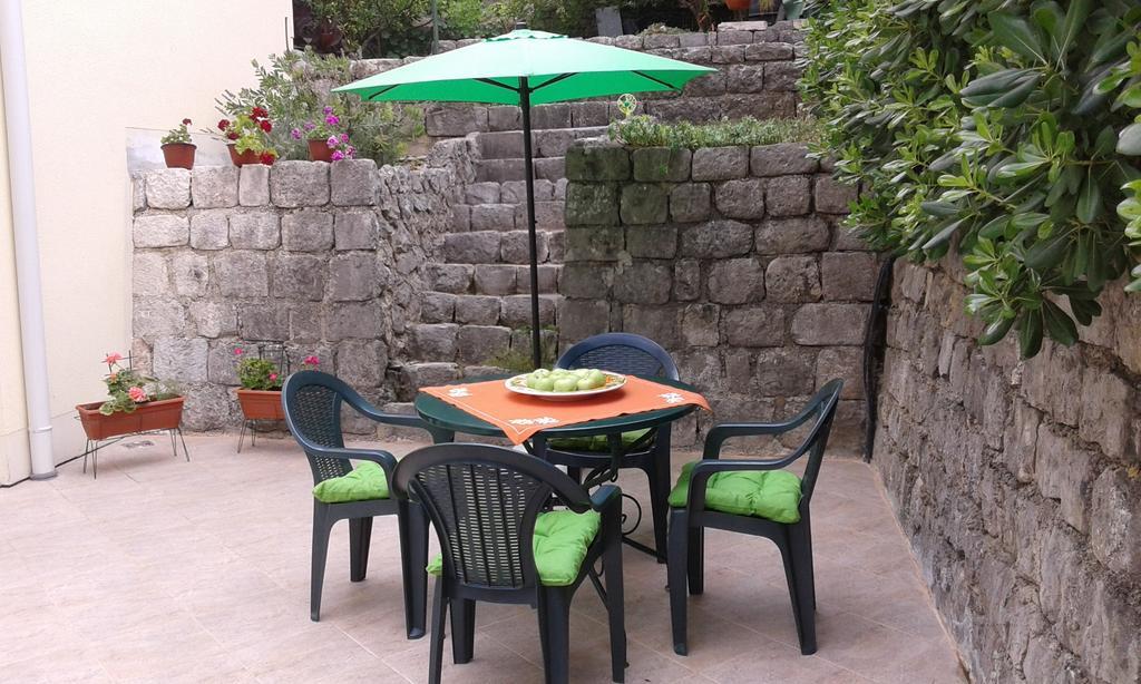 Apartment Adela Котор Экстерьер фото