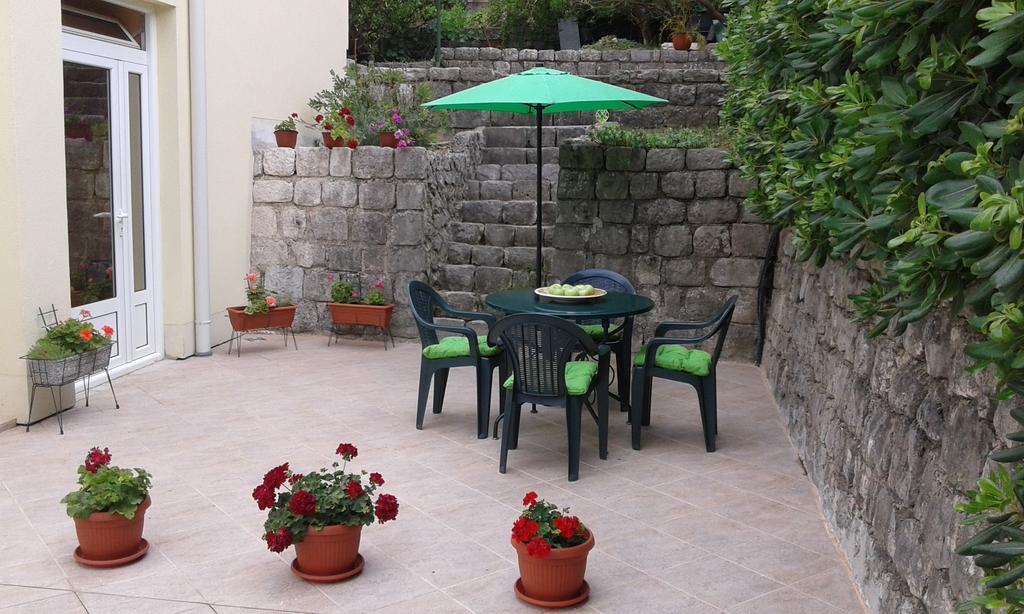 Apartment Adela Котор Экстерьер фото